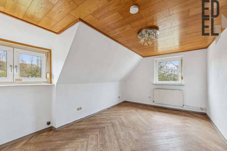 Schlafzimmer DG