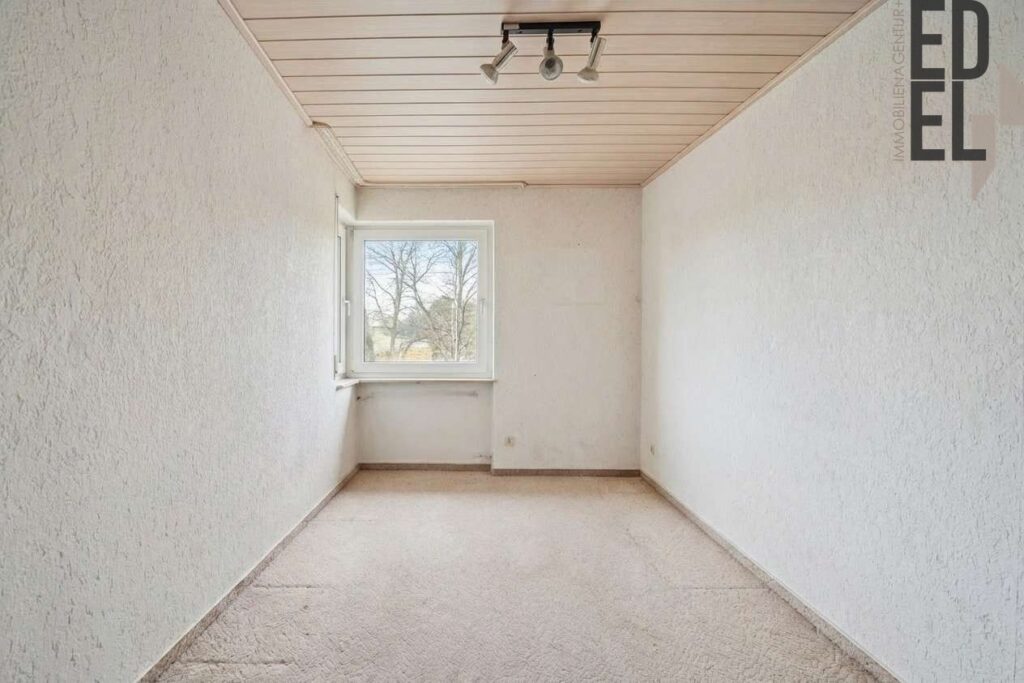 Kinderzimmer mit KI Unmöbliert