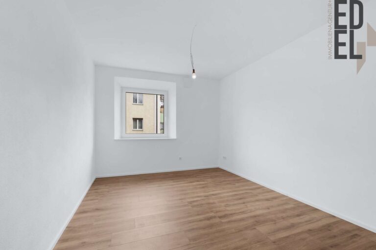 Schlafzimmer 2, 1.OG