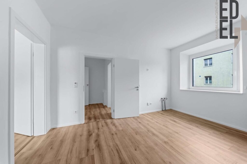 Koch-, Ess-, Wohnzimmer EG rechts